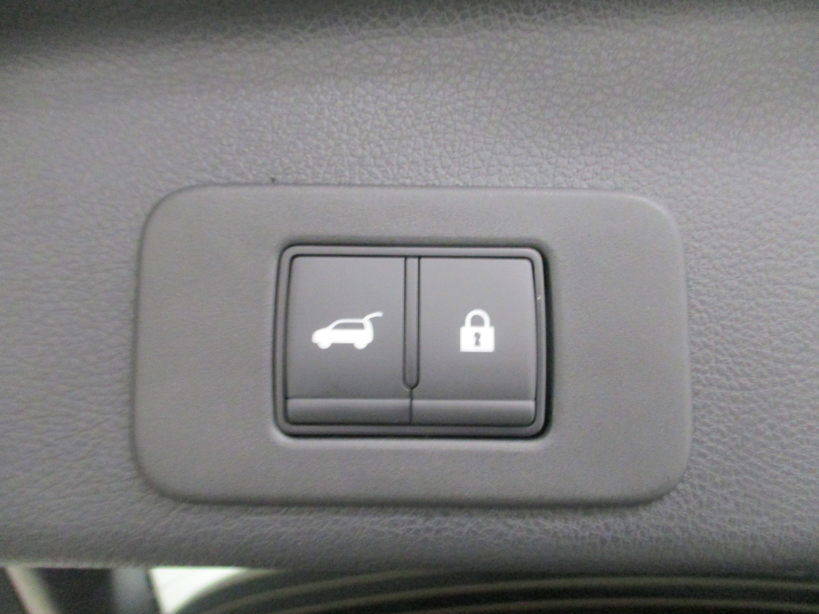 New 2025 Nissan Murano SL image 8