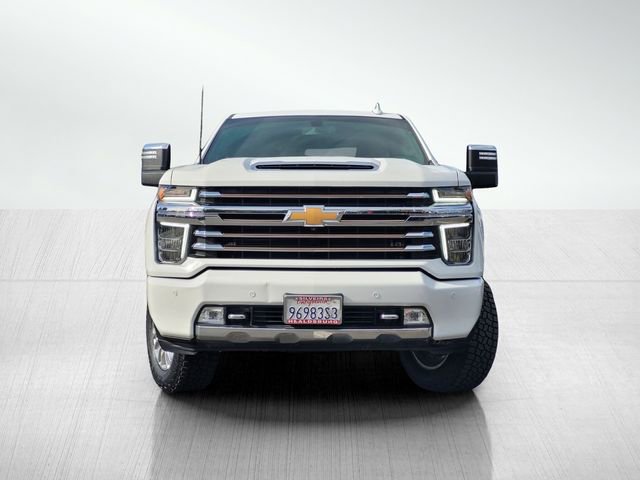 Used 2023 Chevrolet Silverado 2500 High Country w/ Z71 Off-Road Package image 2