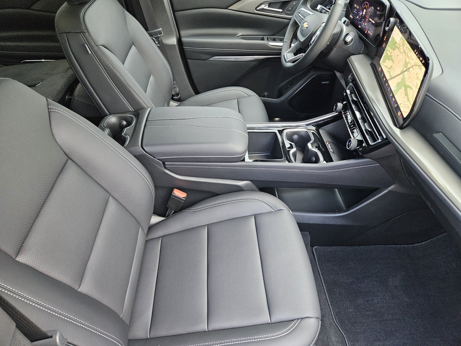 New 2027 Chevrolet Traverse LT w/ Enhanced Driving Package FWD image 10