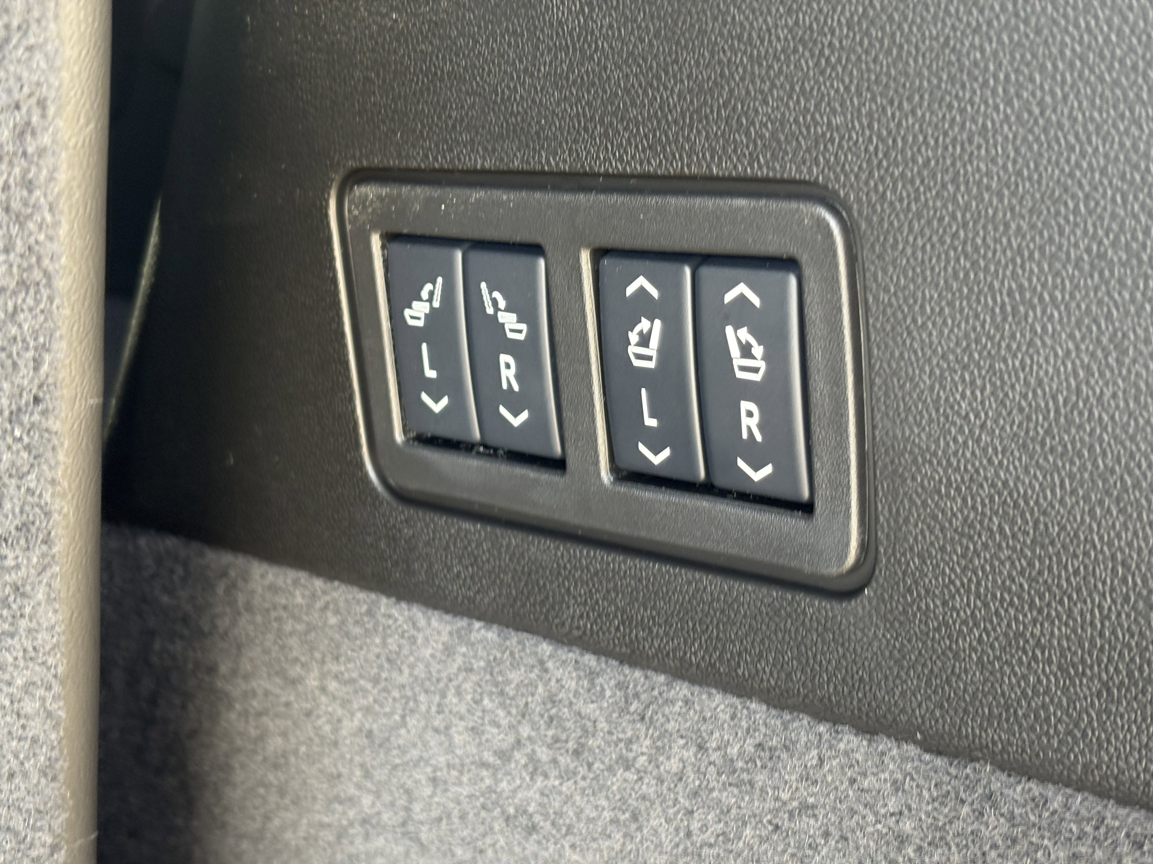 New 2025 Cadillac XT6 Premium Luxury w/ Technology Package image 10