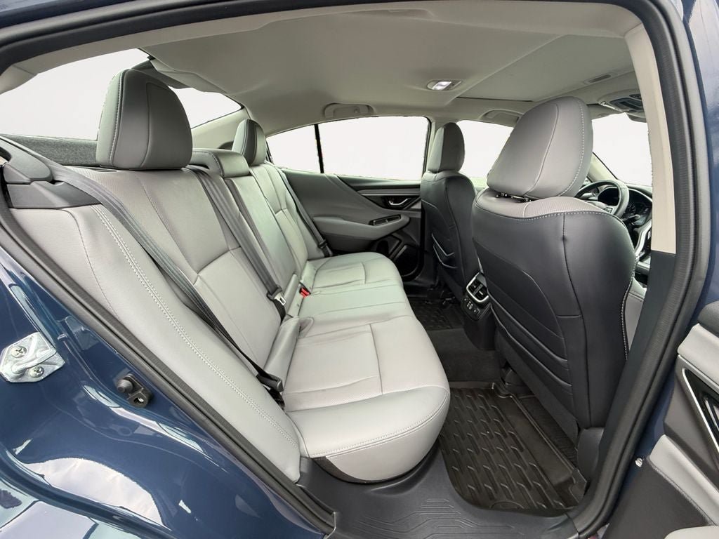Used 2023 Subaru Legacy Limited AWD/4WD image 23