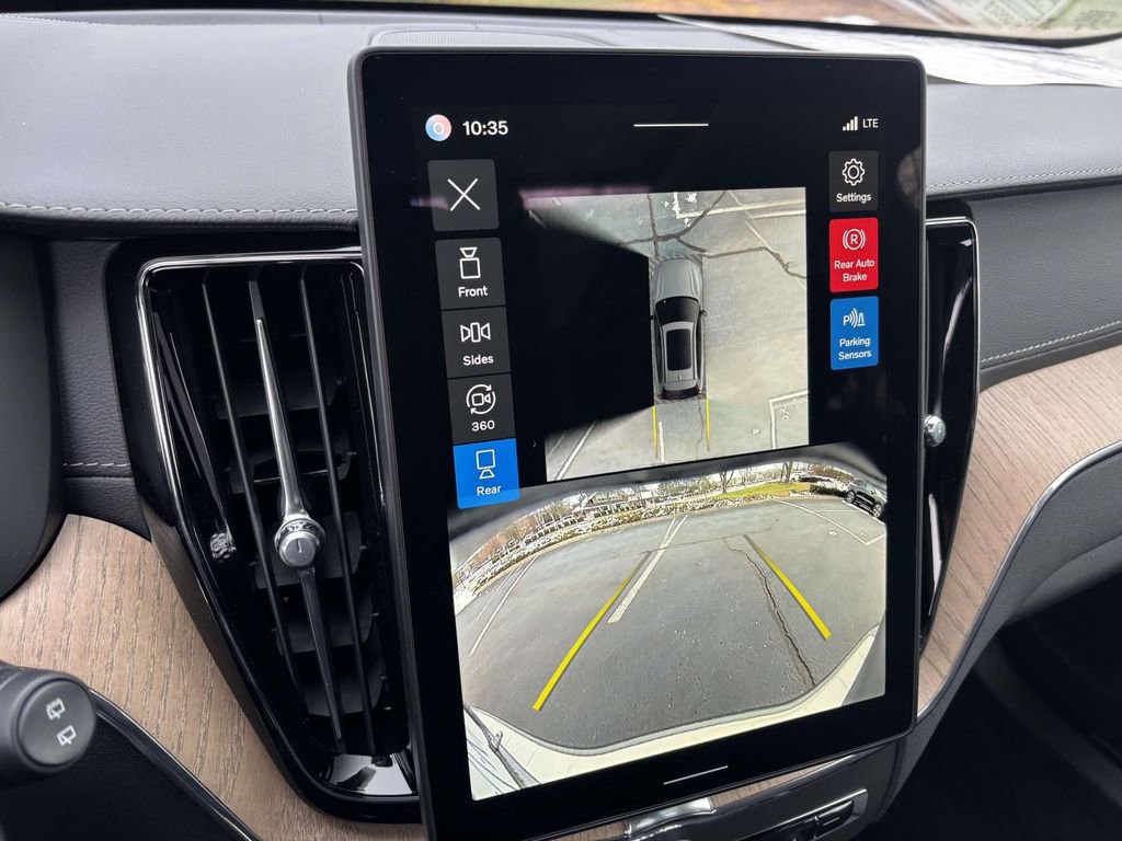 New 2026 Volvo XC60 B5 Ultra w/ Protection Package Premier image 20