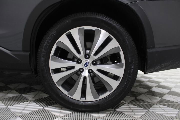 Used 2022 Subaru Ascent Limited w/ Technology Package image 48