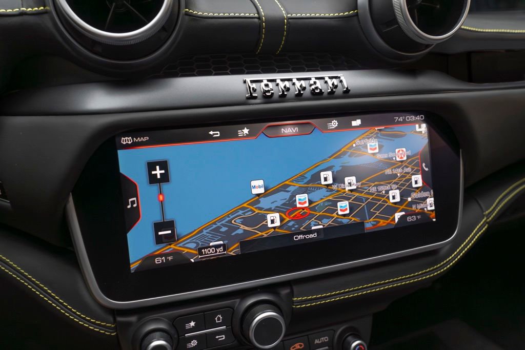 Used 2019 Ferrari Portofino image 33