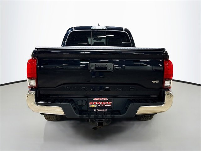 Used 2019 Toyota Tacoma TRD Off-Road image 8