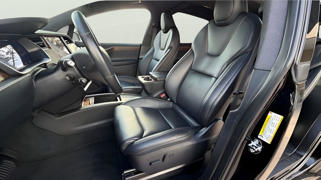 Used 2020 Tesla Model X Long Range image 94