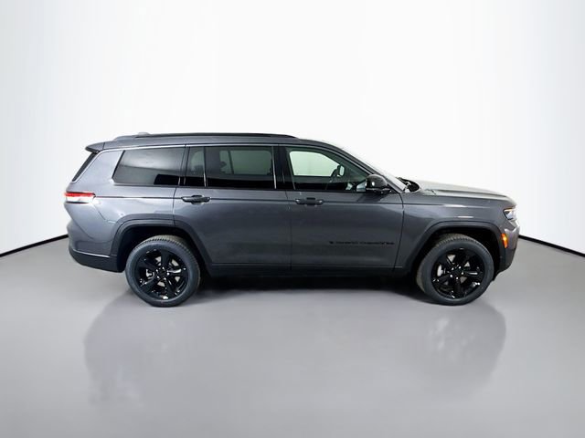 New 2026 Jeep Grand Cherokee L Limited w/ Limited Altitude Package image 8