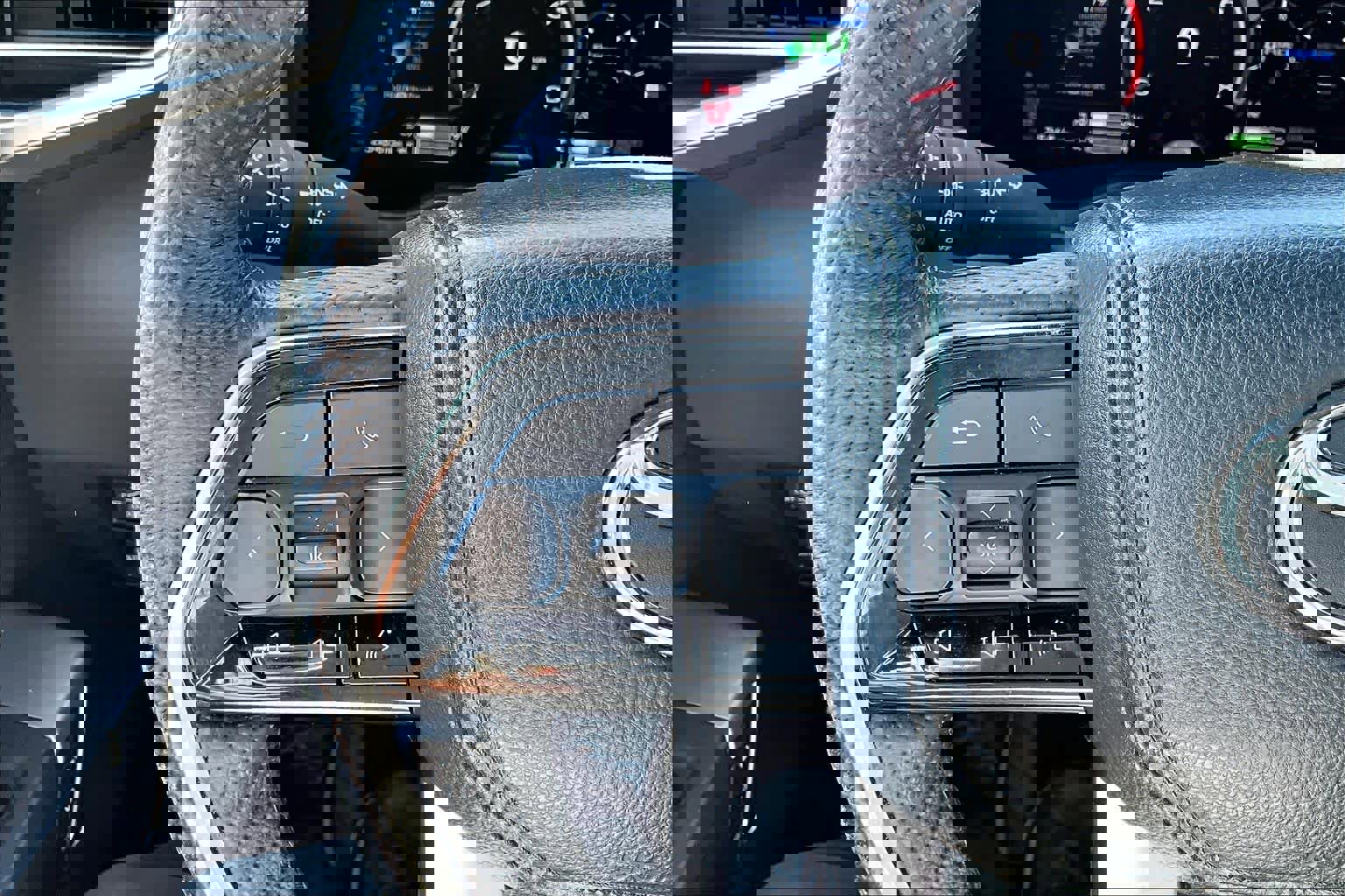 Used 2024 Toyota Sequoia Platinum image 24