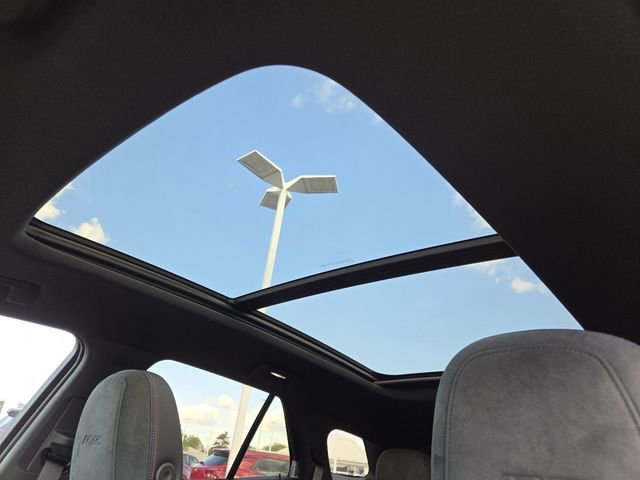 New 2026 Chevrolet Blazer EV RS w/ Super Cruise Package image 3