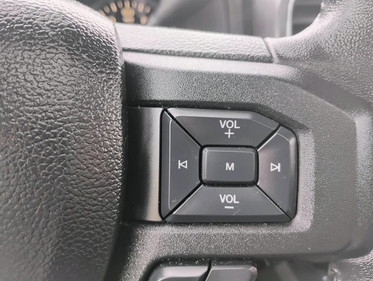 Used 2017 Ford F150 XLT w/ Equipment Group 302A Luxury image 21