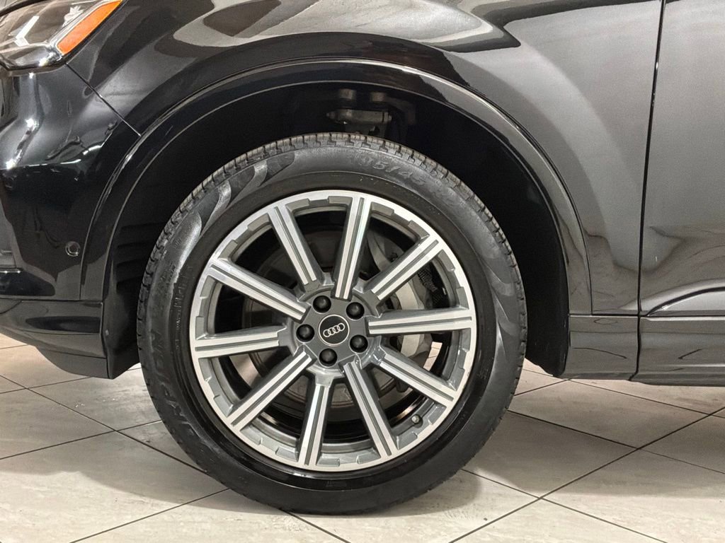 Used 2023 Audi Q7 2.0T Premium Plus w/ Premium Plus Package AWD/4WD image 16