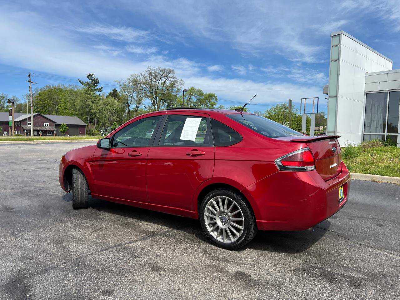 Used 2011 Ford Focus SES w/ 401A Rapid Spec Order Code FWD image 4