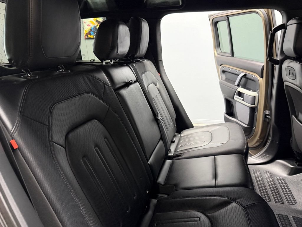 Used 2022 Land Rover Defender 110 X-Dynamic HSE AWD/4WD image 45