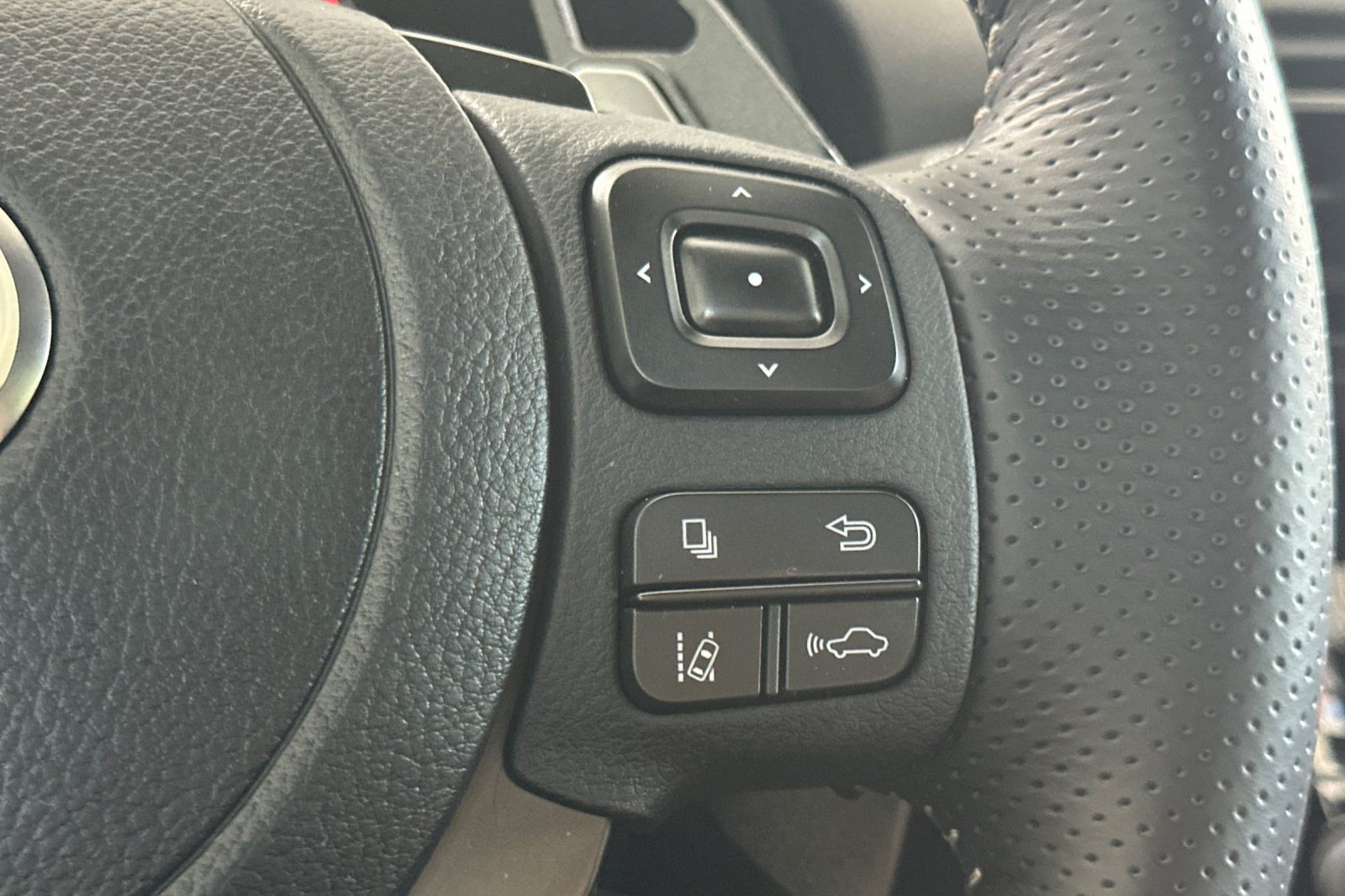 Certified 2024 Lexus IS 500 RWD image 29