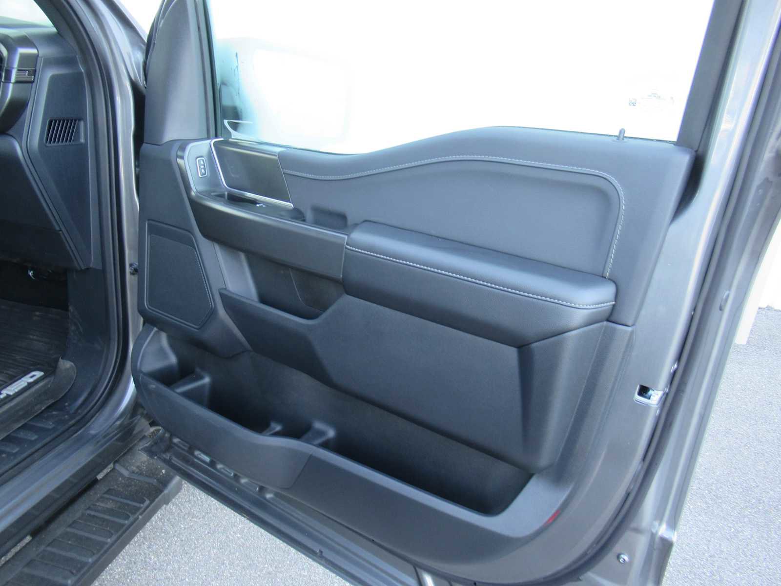 Used 2024 Ford F150 XLT w/ Equipment Group 302A MID image 15