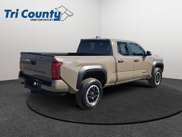 Certified 2026 Toyota Tacoma TRD Off-Road image 8