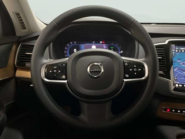 Used 2024 Volvo XC90 T8 Plus w/ Protection Package Premier AWD/4WD image 13