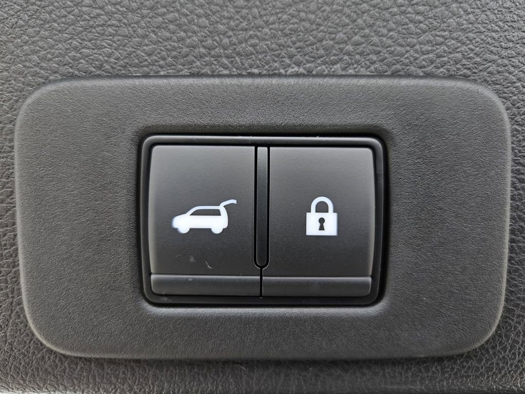 New 2025 Nissan Murano SV image 7