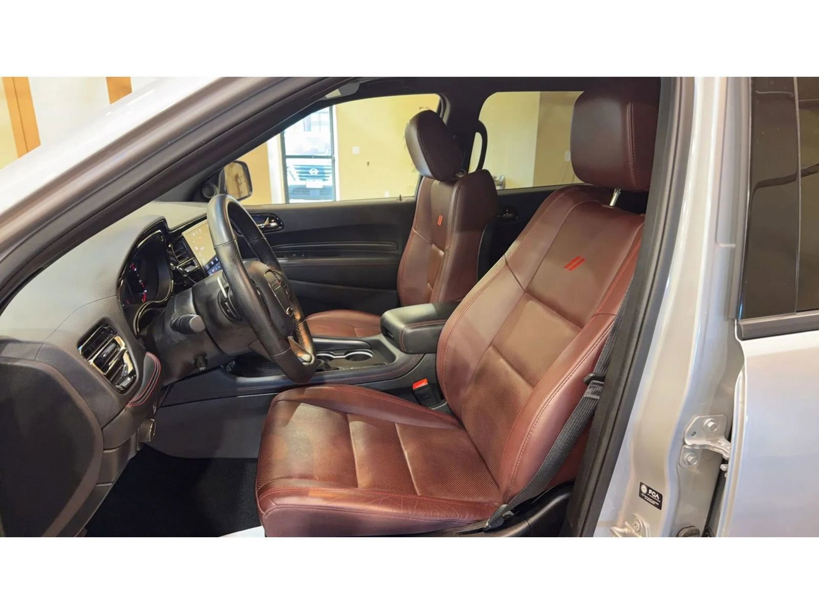 Used 2025 Dodge Durango R/T w/ Blacktop Package image 10