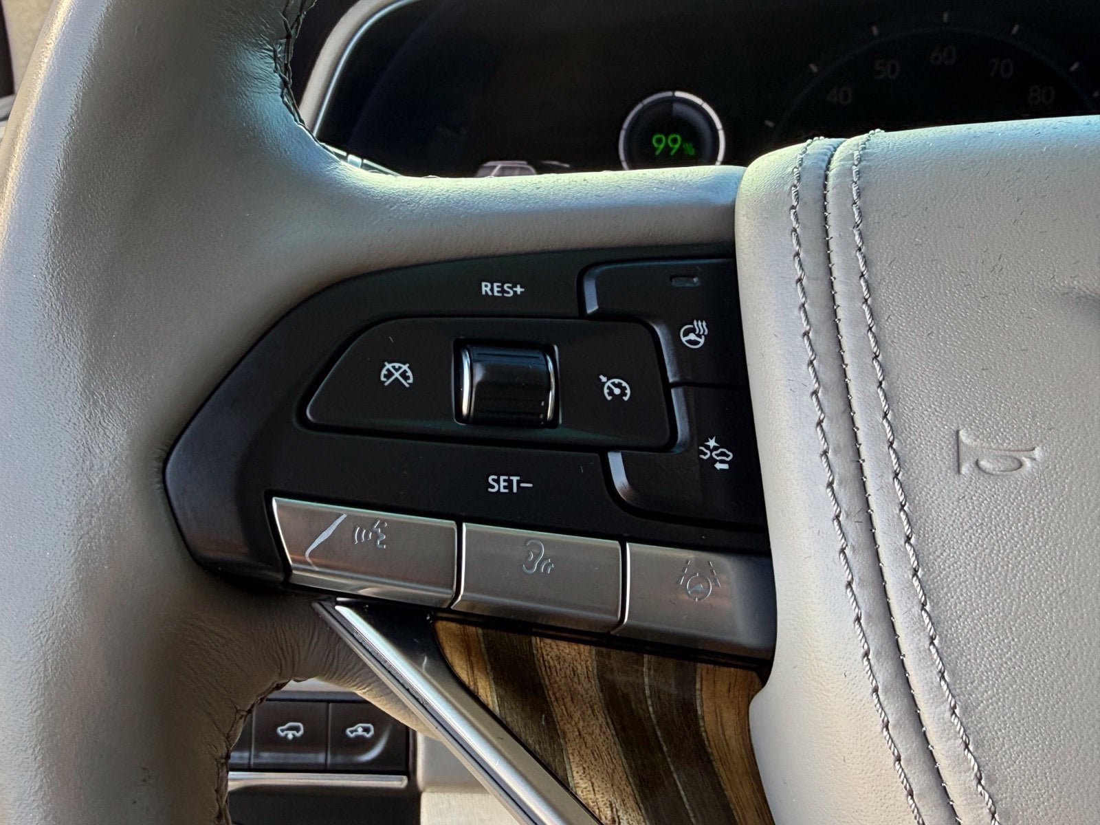 Used 2021 Cadillac Escalade Sport Platinum AWD/4WD image 26