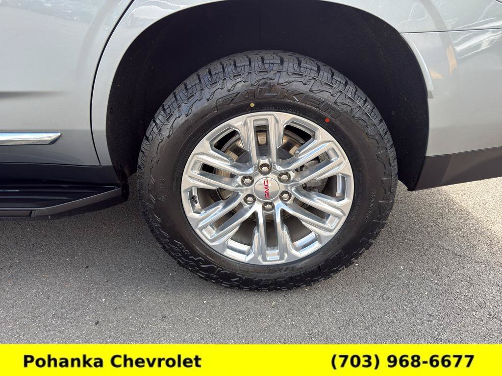 Certified 2023 GMC Yukon SLT w/ SLT Luxury Package AWD/4WD image 23
