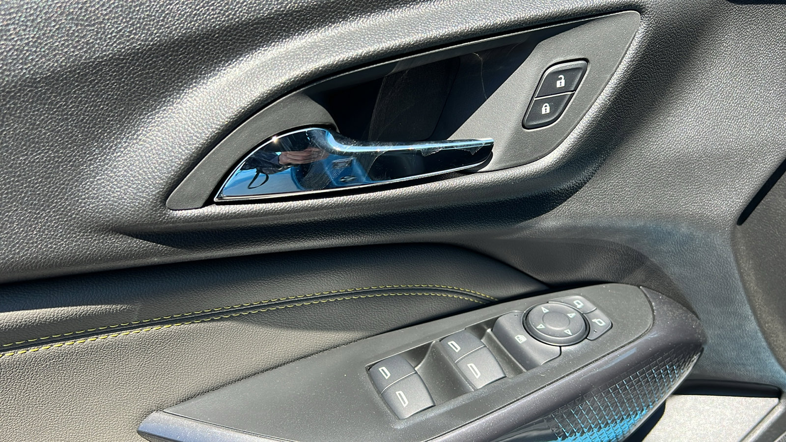 New 2025 Chevrolet Trax ACTIV w/ Driver Confidence Package image 16