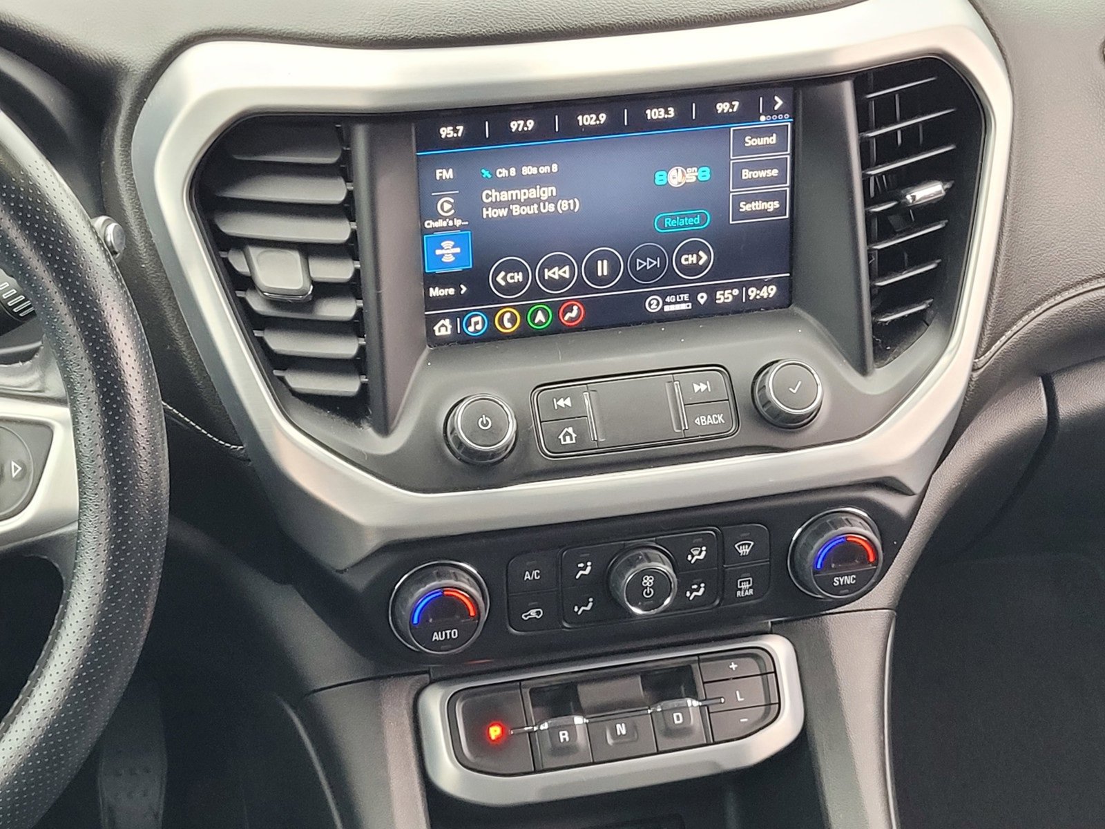 Used 2021 GMC Acadia SLT image 23