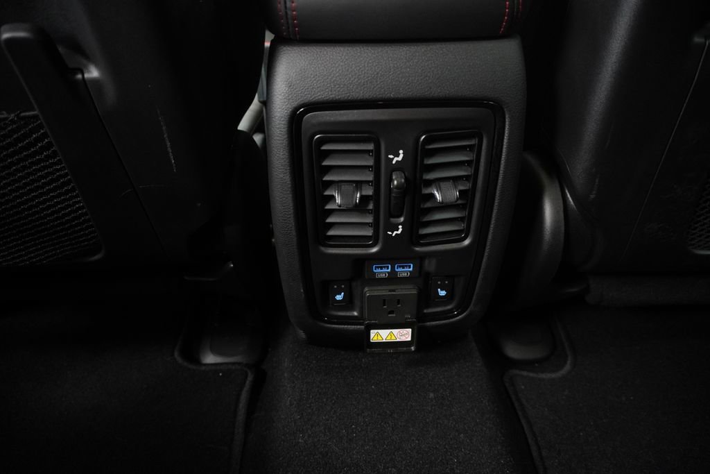 Used 2023 Dodge Durango R/T AWD/4WD image 25