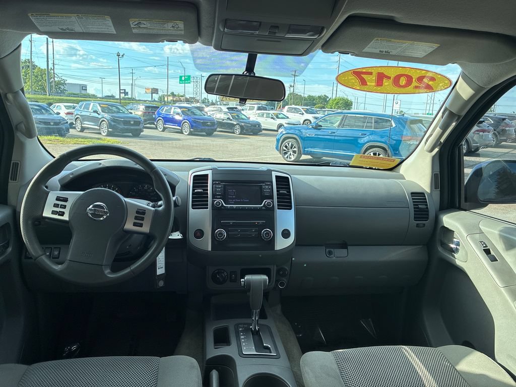 Used 2017 Nissan Frontier SV AWD/4WD image 17