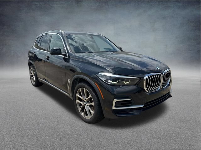 Used 2022 BMW X5 sDrive40i w/ Premium Package RWD image 3