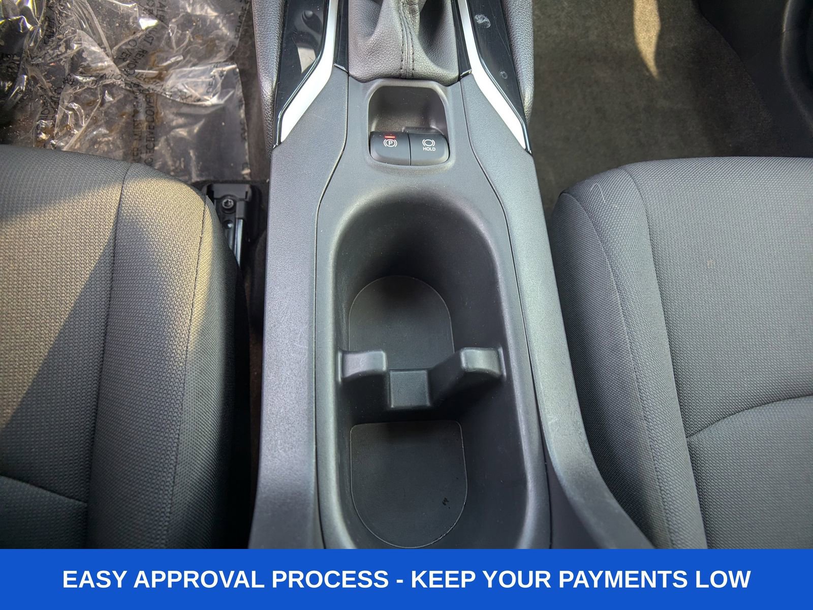 Used 2024 Toyota Corolla Cross LE image 29