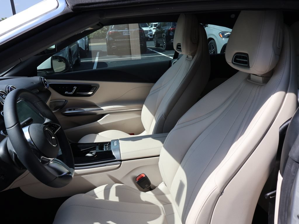 Certified 2026 Mercedes-Benz CLE 300 4MATIC Cabriolet image 16