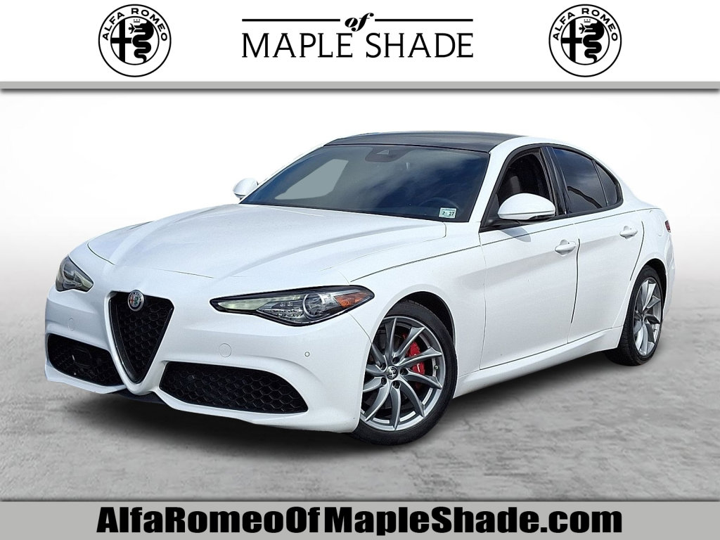 Used 2022 Alfa Romeo Giulia Sprint image 1