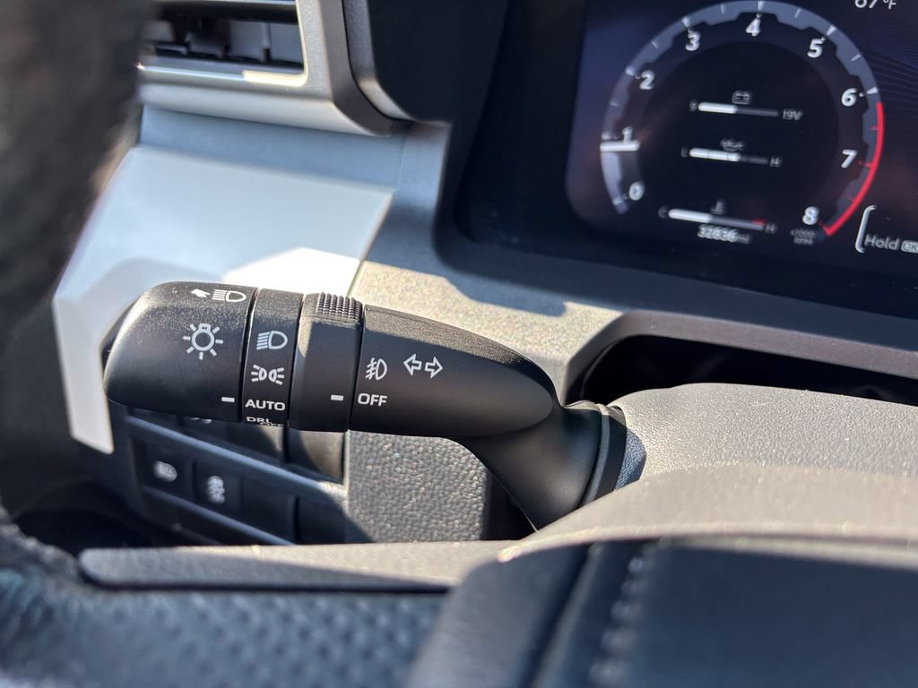 Used 2024 Toyota Tacoma TRD Off-Road AWD/4WD image 29
