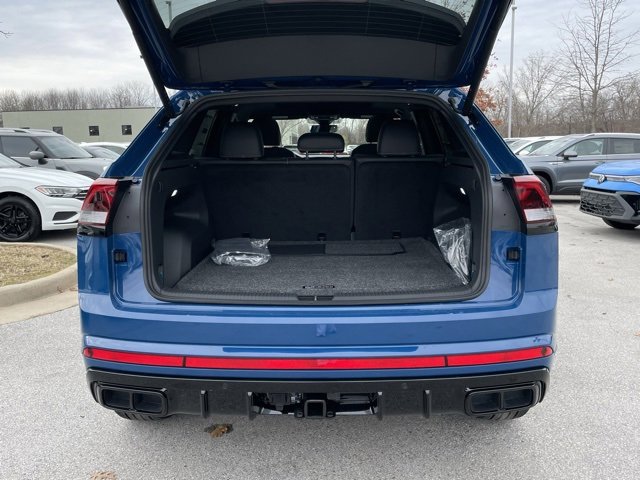 New 2025 Volkswagen Atlas Cross Sport SEL R-Line image 26