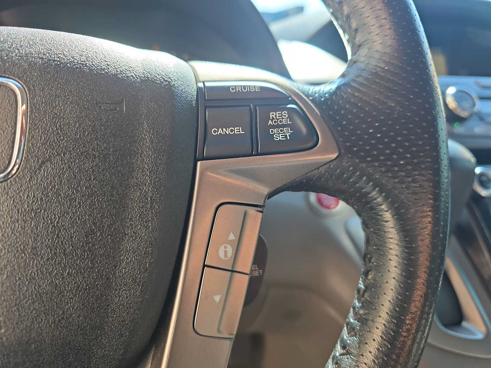Used 2014 Honda Odyssey Touring image 24