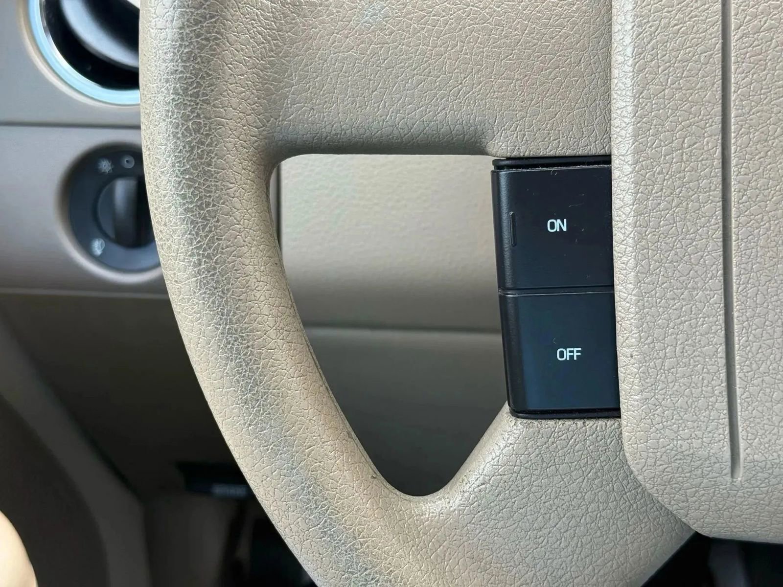 Used 2007 Ford F150 XLT image 22