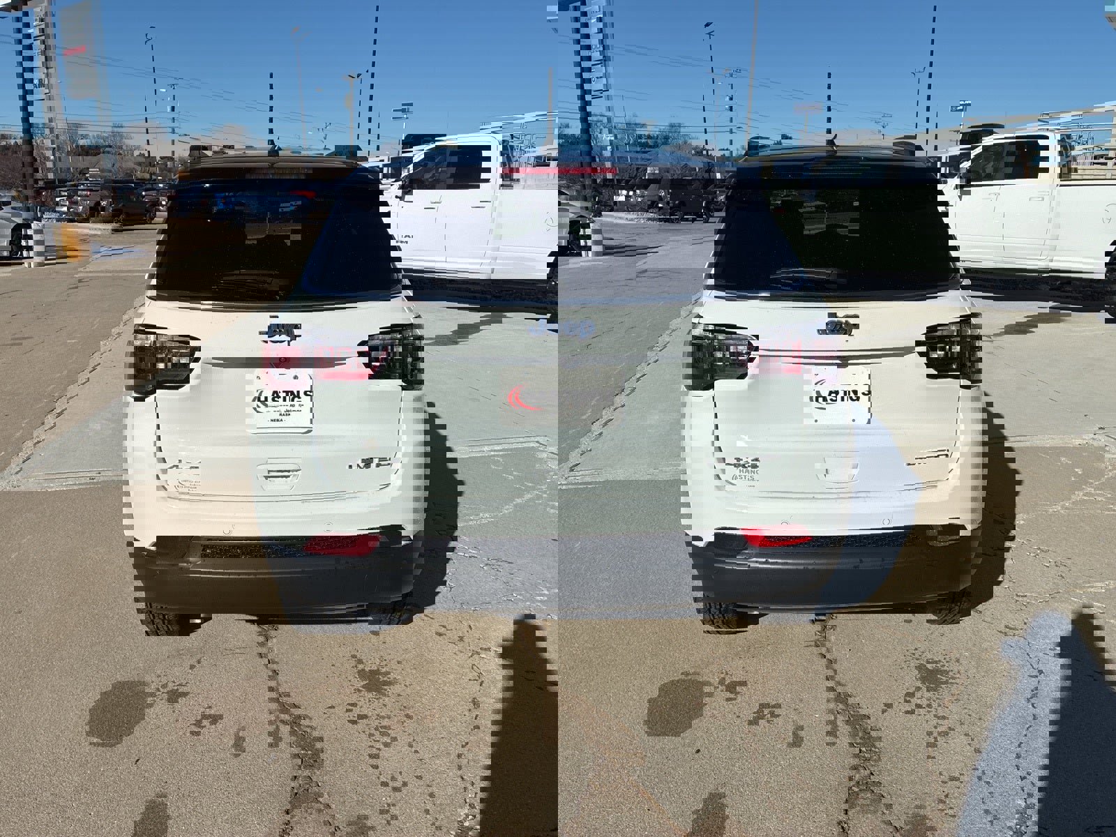 New 2025 Jeep Compass Limited image 4