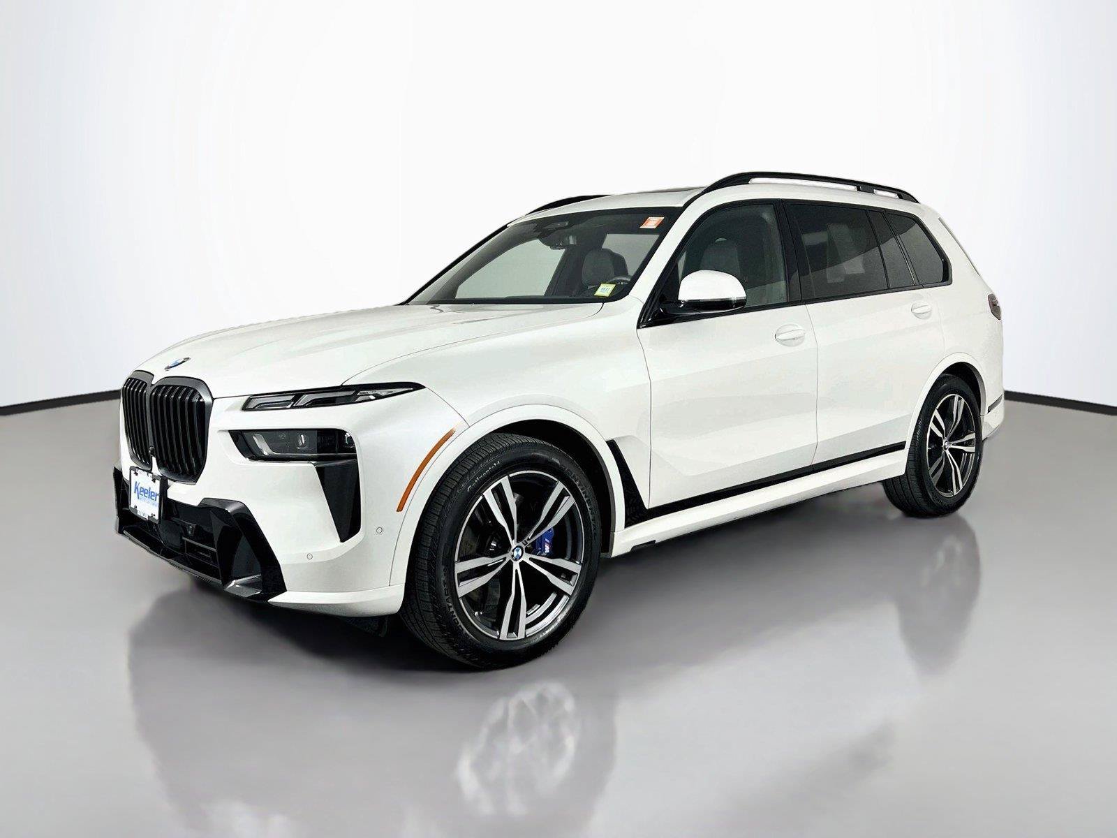 Used 2025 BMW X7 xDrive40i w/ M Sport Package AWD/4WD image 2