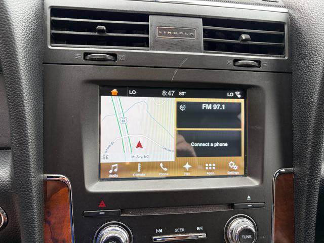 Used 2016 Lincoln Navigator Select AWD/4WD image 34