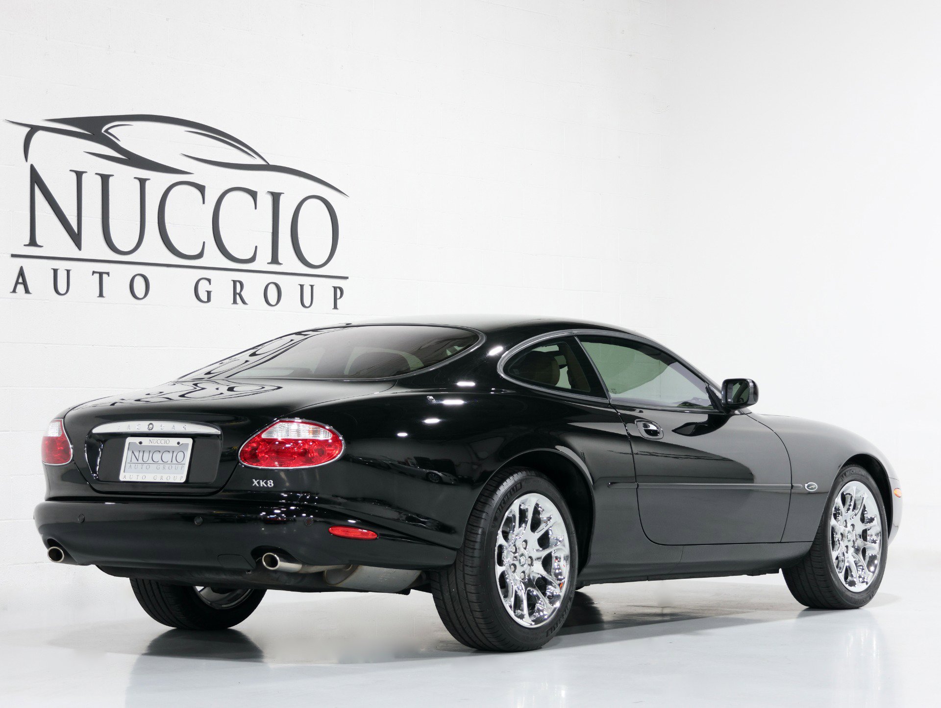 Used 2002 Jaguar XK8 Coupe image 14