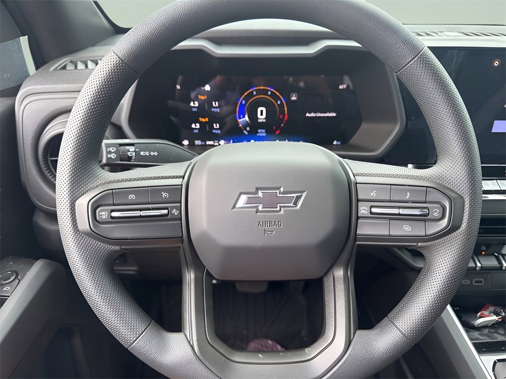 Used 2025 Chevrolet Colorado Trail Boss w/ Midnight Edition image 18