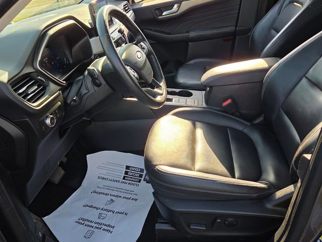 Used 2021 Ford Escape SEL w/ Technology Package image 5