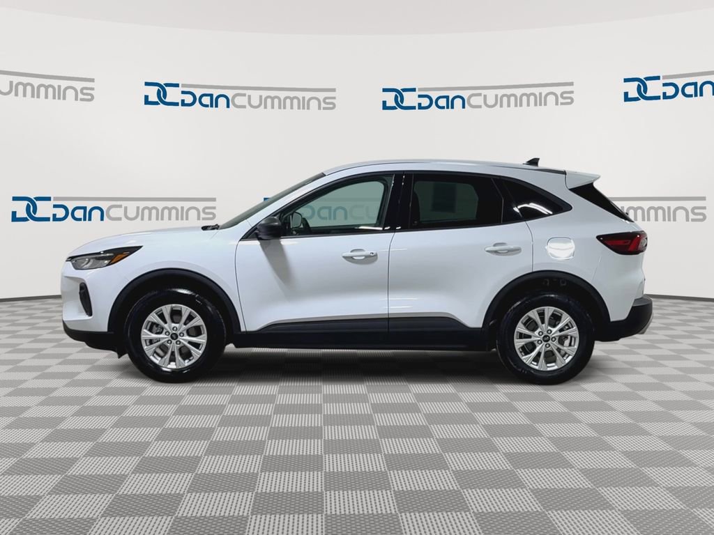 Used 2025 Ford Escape Active AWD/4WD image 5