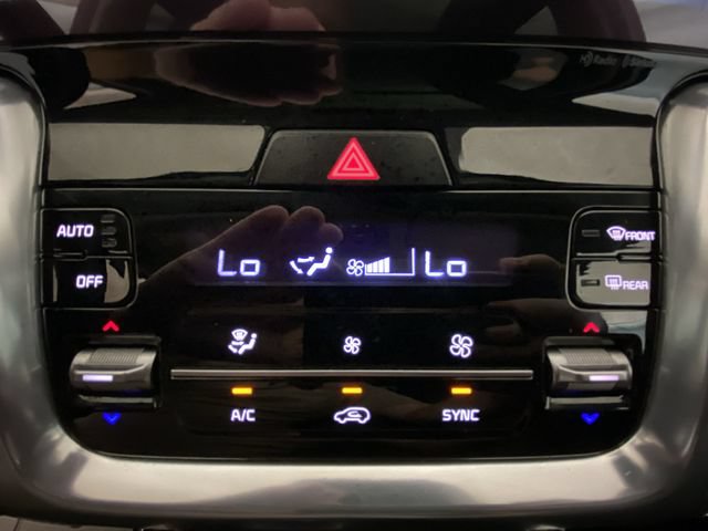 Used 2023 Kia Sorento SX FWD image 19