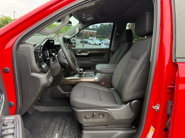 Used 2023 Chevrolet Silverado 1500 RST AWD/4WD image 11