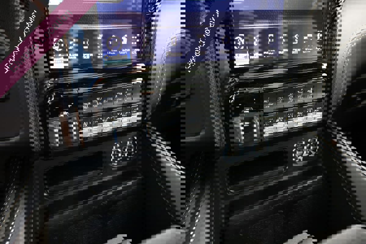 Used 2022 RAM 3500 Limited image 32