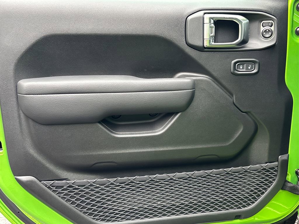 New 2025 Jeep Gladiator Sport image 25