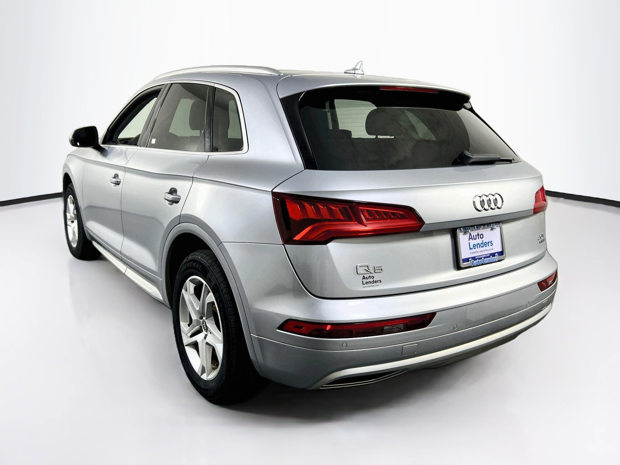 Used 2018 Audi Q5 2.0T Premium Plus w/ Premium Plus Package AWD/4WD image 7
