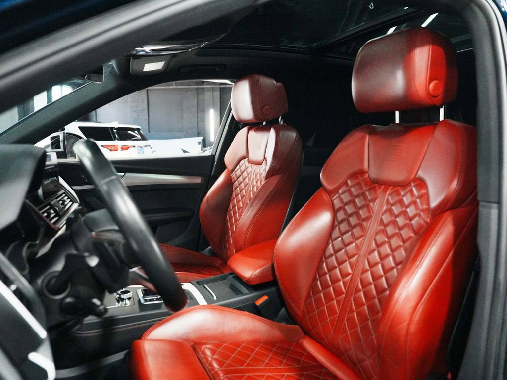 Used 2019 Audi SQ5 Premium Plus w/ Premium Plus Package image 31